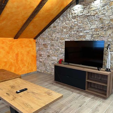 Nova Topola Motel Pizzeria Actros מראה חיצוני תמונה