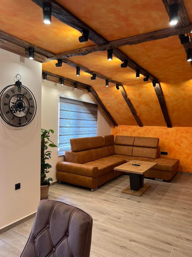 Nova Topola Motel Pizzeria Actros מראה חיצוני תמונה