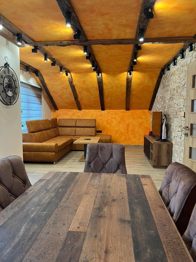 Nova Topola Motel Pizzeria Actros מראה חיצוני תמונה