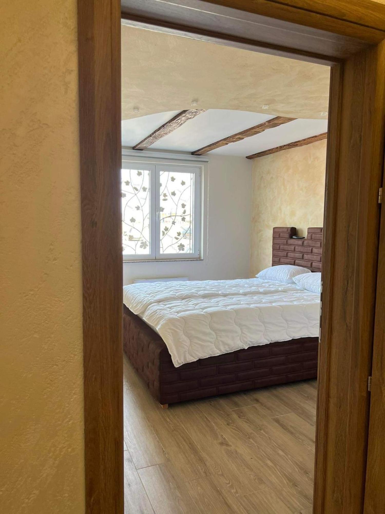 Nova Topola Motel Pizzeria Actros מראה חיצוני תמונה